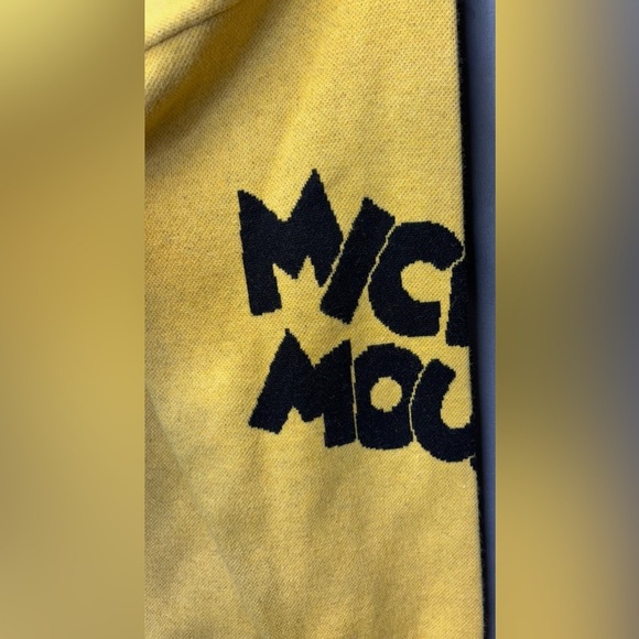 Authentic Disney Mickey Mouse on front Pullover Sweater Yellow/Black Size XL - Picture 5 of 13